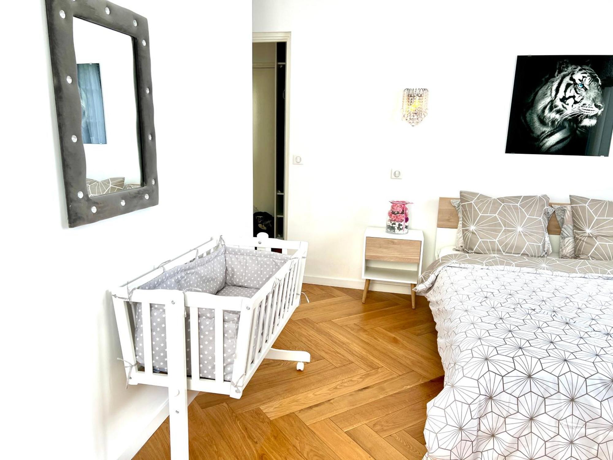 Alexandru Home Boissy-Saint-Leger Exterior photo